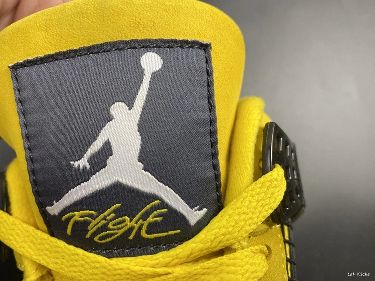 RETRO AIR CT8527-702 'LIGHTNING LS JORDAN 4 0522